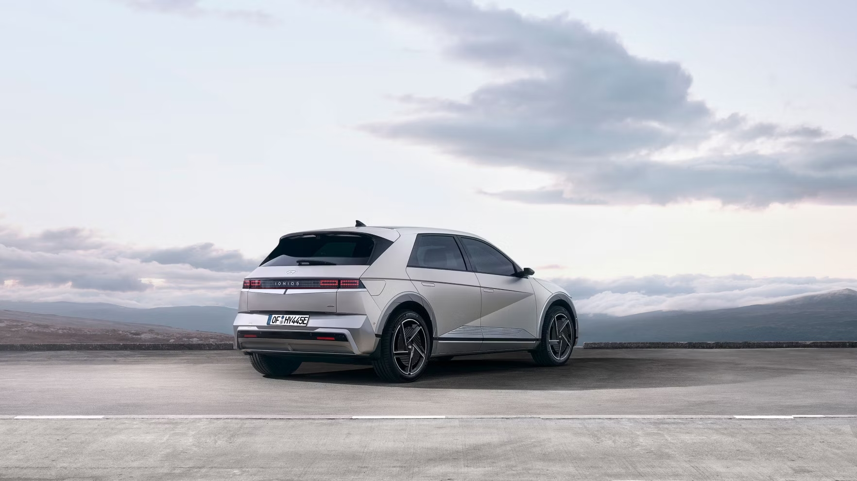 Hyundai IONIQ 5 Side