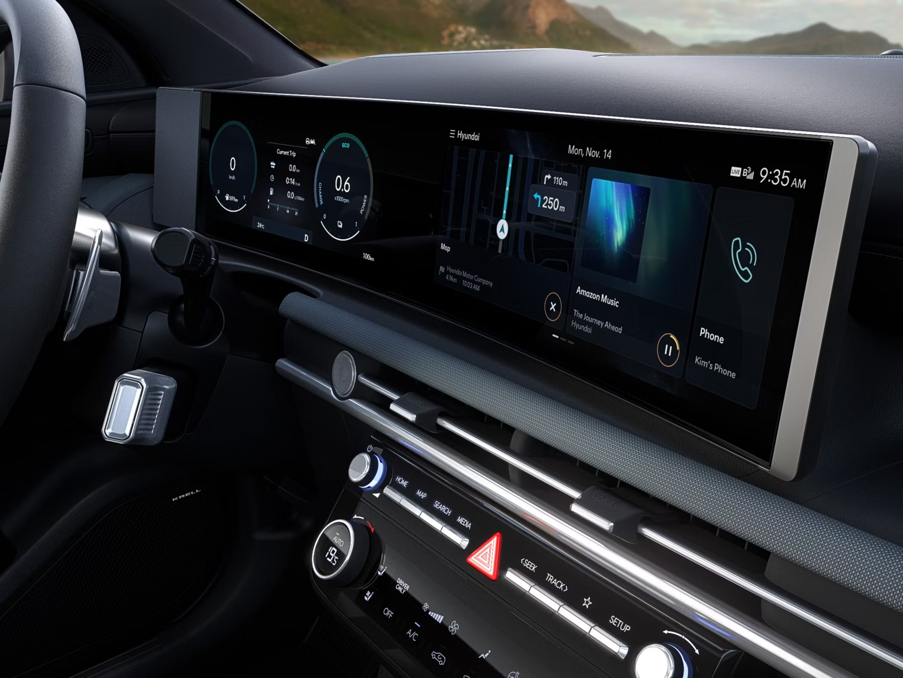 Hyundai Tucson Hybrid curved display