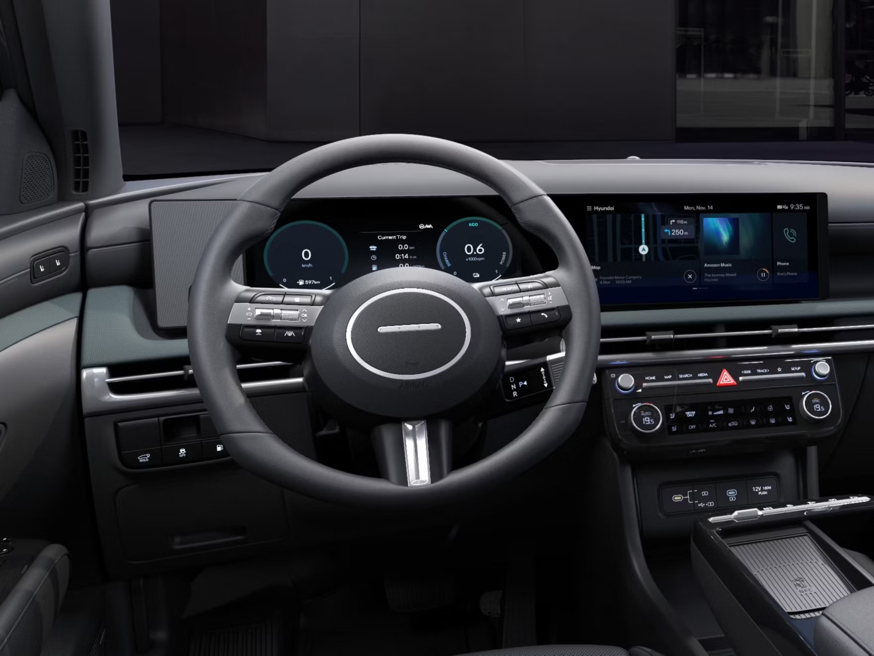 Hyundai Tucson Hybrid dashboard