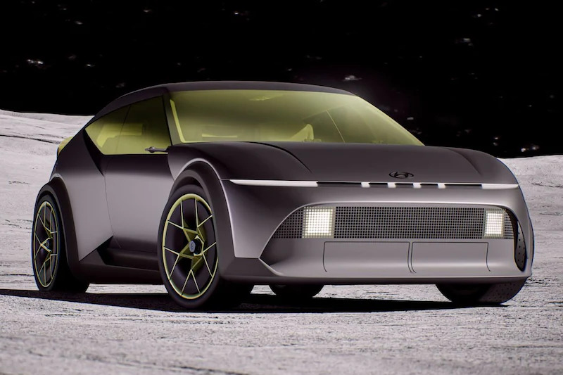 Hyundai concept THREE showroom