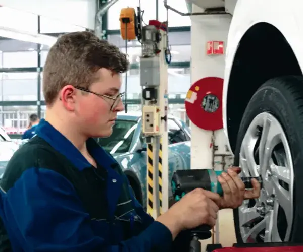 Vacature allround automonteur header