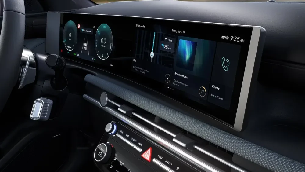 Tucson Plug-In Hybrid display