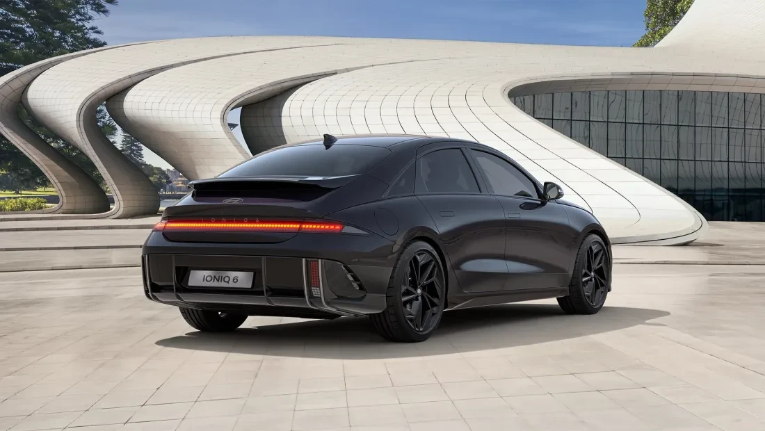 Hyundai IONIQ 6 back